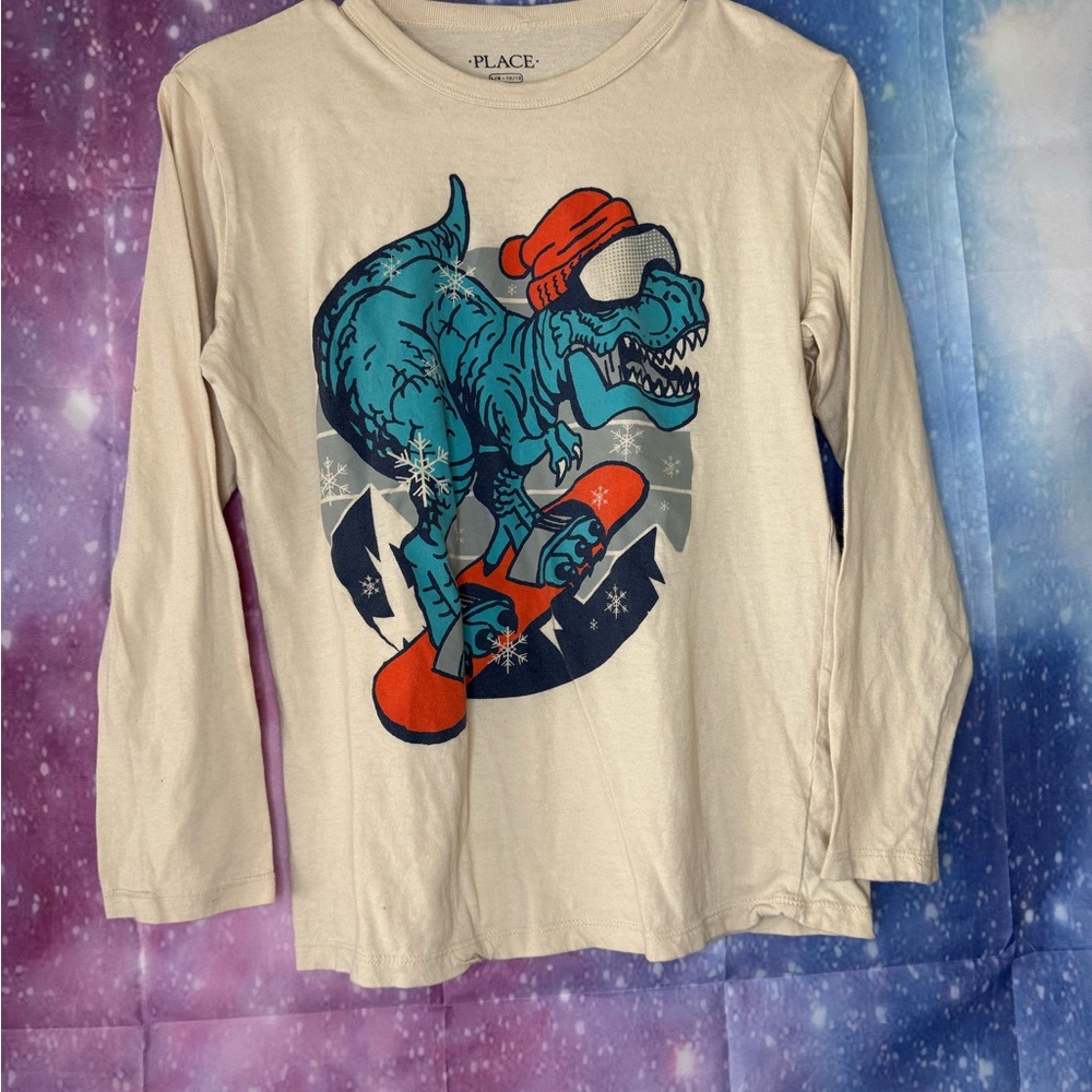 Children’s place winter dinosaur long sleeve shirt 🛍